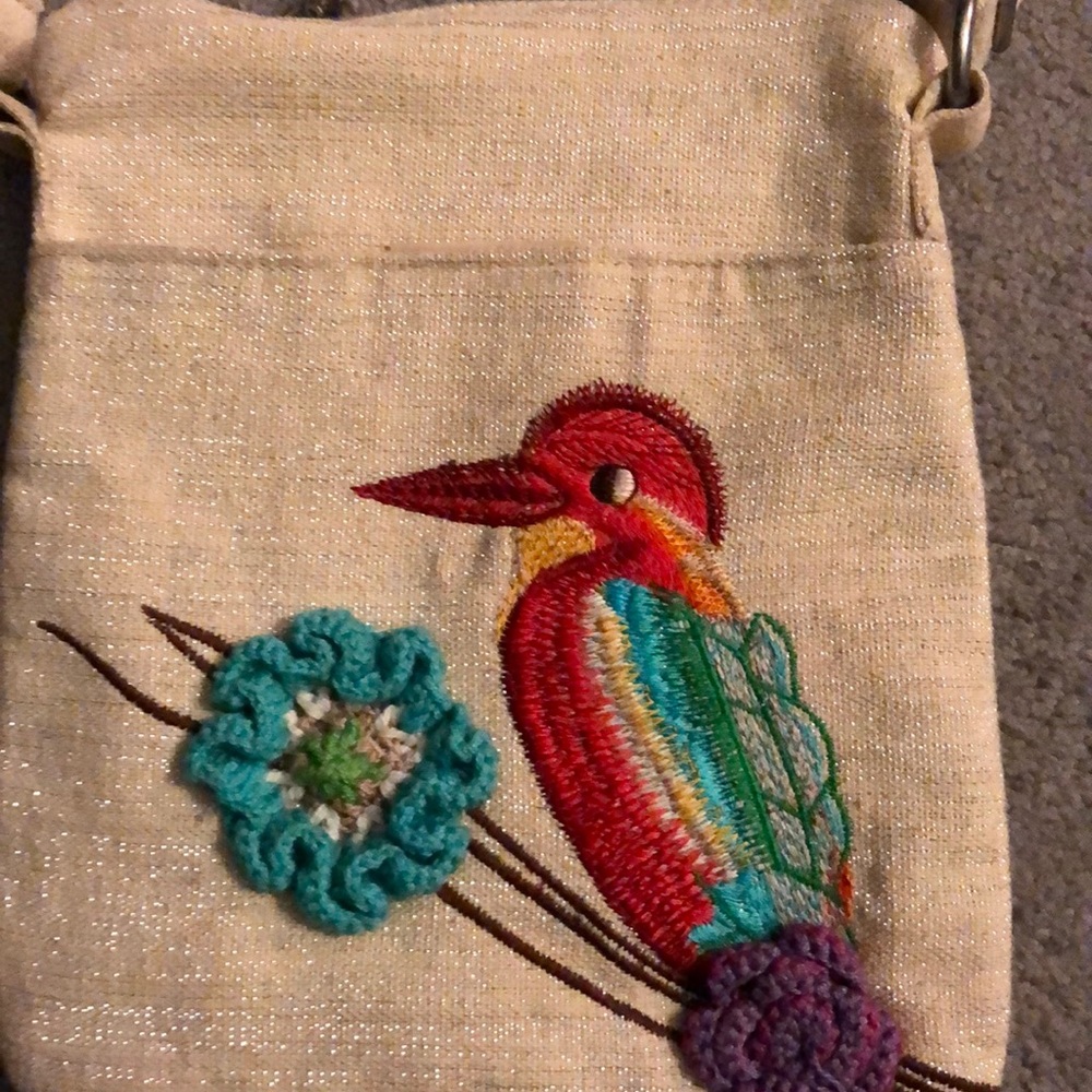 Gorgeous bird crossbody - Picture 3 of 3